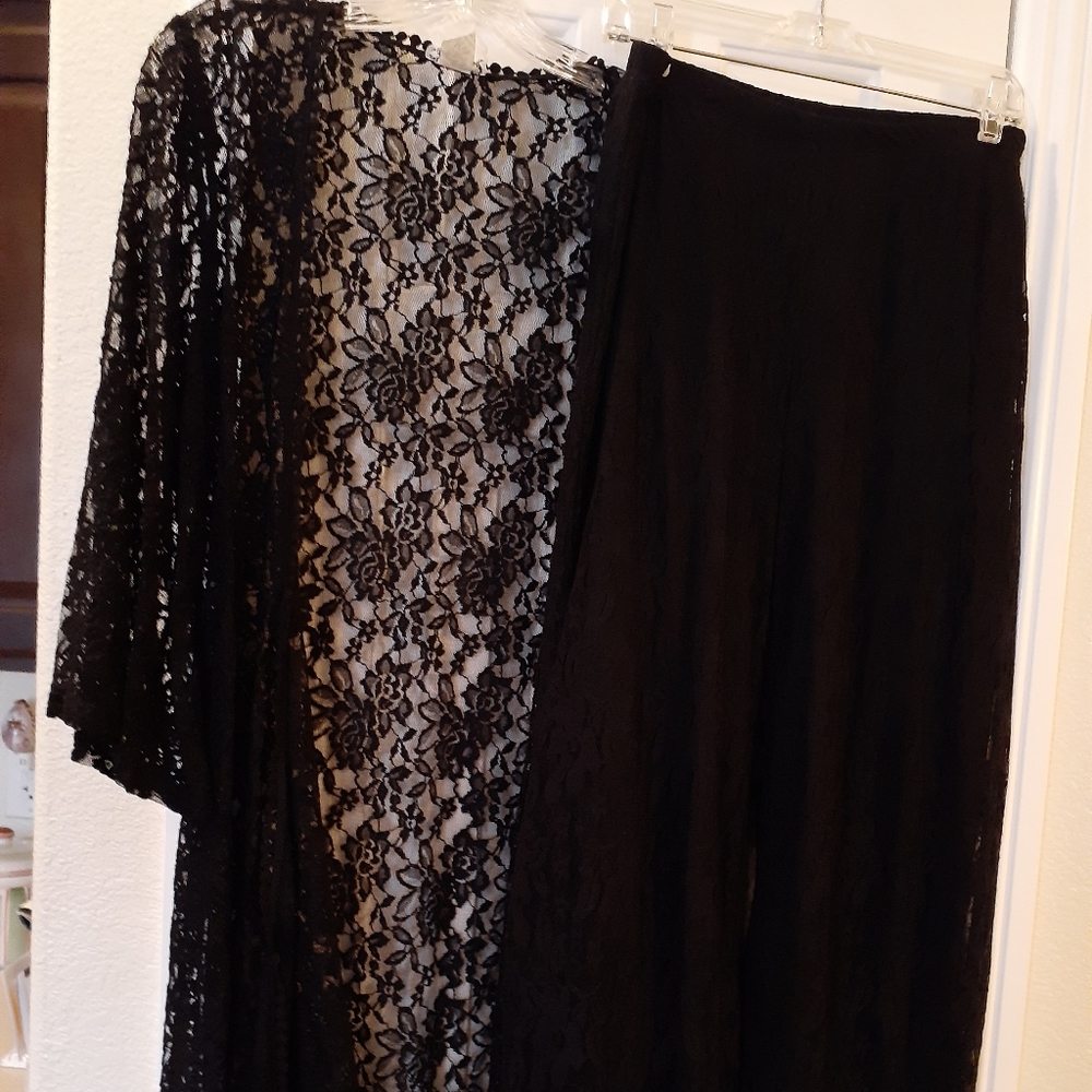 Lace 2 PC Jacket XL & Pant sz PM